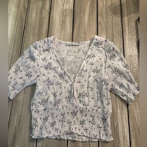 Abercrombie & Fitch White and Blue Floral Blouse